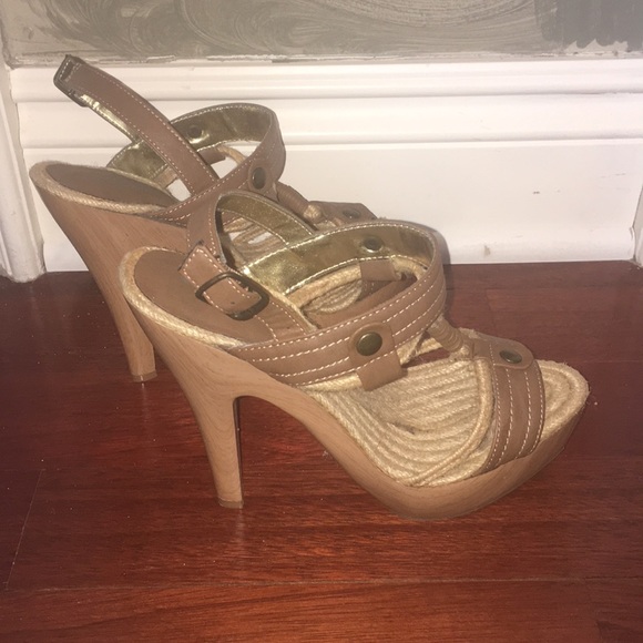 Funky taupe platform sandal size 8 - Picture 3 of 4